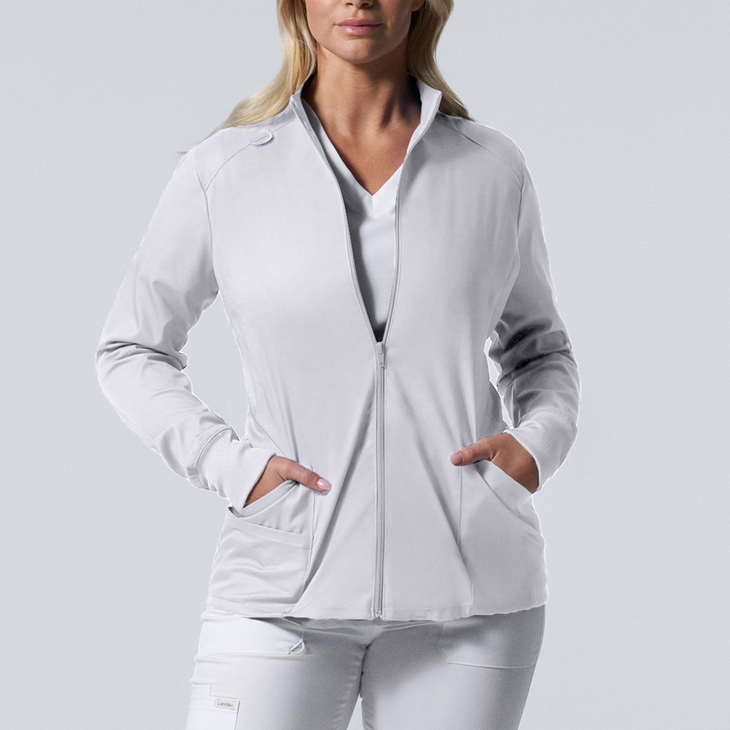 Women's 3-Pocket Scrub Jacket